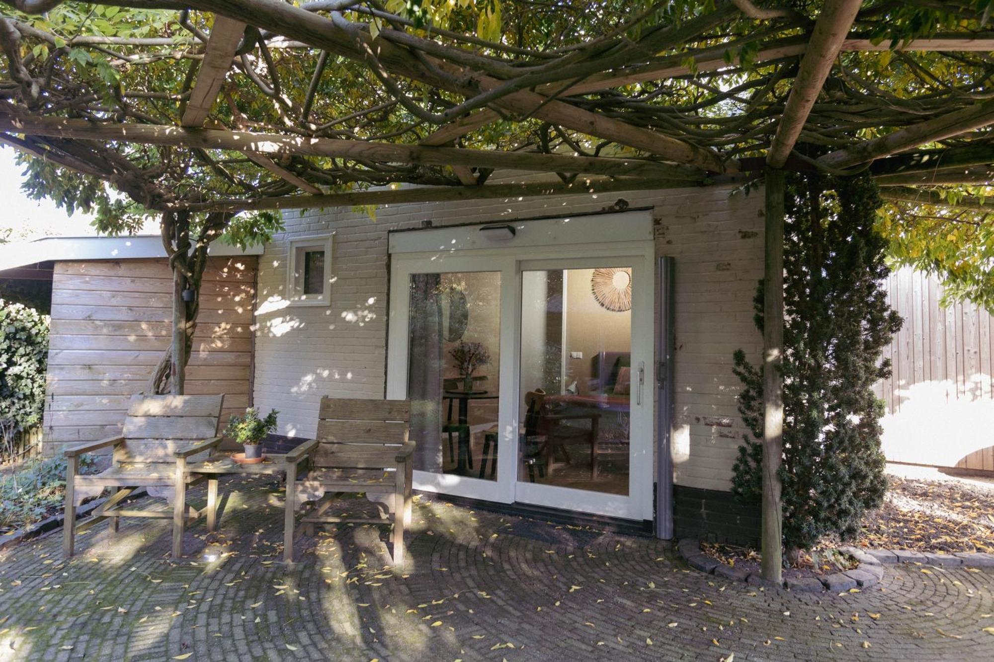 Boukje Har Bed En Brochje Bed & Breakfast Burgum ภายนอก รูปภาพ